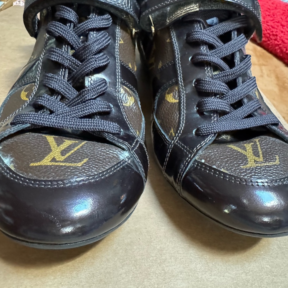 Louis Vuitton Black and Gold Sneakers - Picture 3 of 4